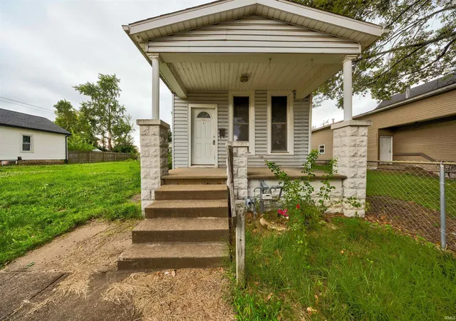 Homes for sale in Evansville, IN | 508 N 4th Ave, Evansville, IN 47710 | MLS# 202624143