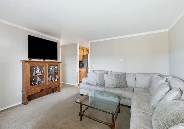Photo 4 of Sale Pending at 4626 W California Rd, Fort Wayne, IN 46818 | MLS# 202624160 | Listing updated on 2026-09-09