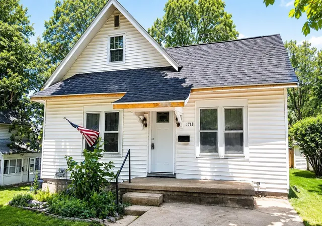 1st image of 1718 Rainey St, Lafayette, IN 47904 | MLS# 202624164