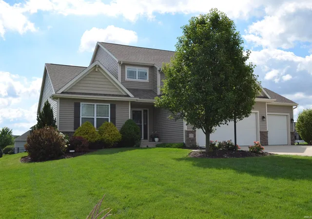 Homes for sale in Roanoke, IN | 9319 Twin Leaf Ct, Roanoke, IN 46783 | MLS# 202624176