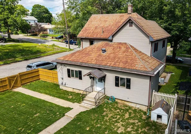 4th image of 292 N Carroll St, Wabash, IN 46992 | MLS# 202624179