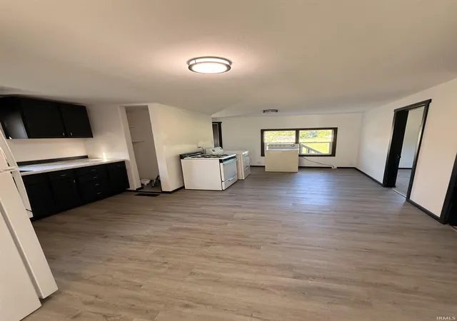 Photo 3 of Sale Pending at 4425 Holton Ave, Fort Wayne, IN 46806 | MLS# 202624180 | Listing updated on 2026-08-24