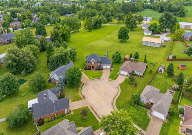 Photo 43 of Sale Pending at 6555 Oakland Ct, Newburgh, IN 47630 | MLS# 202624187 | Listing updated on 2026-06-20