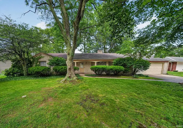 Photo 1 of Manufactured home for sale at 1915 Churchill Dr, South Bend, IN 46617 | MLS# 202624206 | Listing updated on 2026-09-10