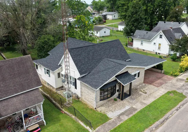 3rd image of 410 18Th Street, Bedford, IN 47421 | MLS# 202624209