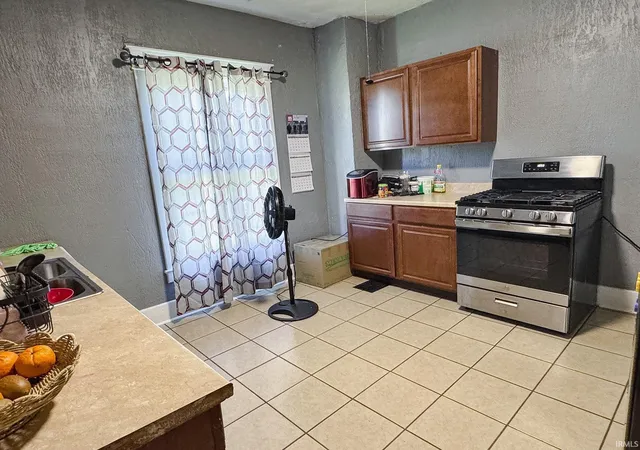 Photo 4 of Manufactured home for sale at 702 S Webster St, Kokomo, IN 46901 | MLS# 202624234 | Listing updated on 2026-09-09