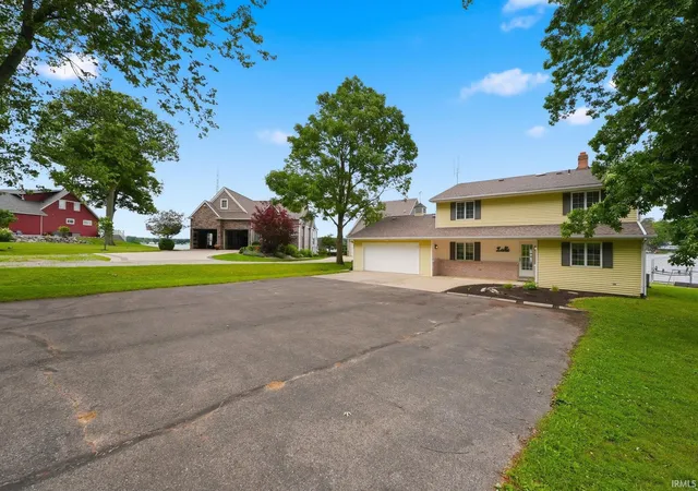 Photo 3 of Manufactured home for sale at 620 Lane 150, Hamilton, IN 46742 | MLS# 202624254 | Listing updated on 2026-09-05