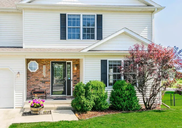 Photo 2 of Manufactured home for sale at 7120 W Drift Ct, Bloomington, IN 47404 | MLS# 202624273 | Listing updated on 2026-09-11