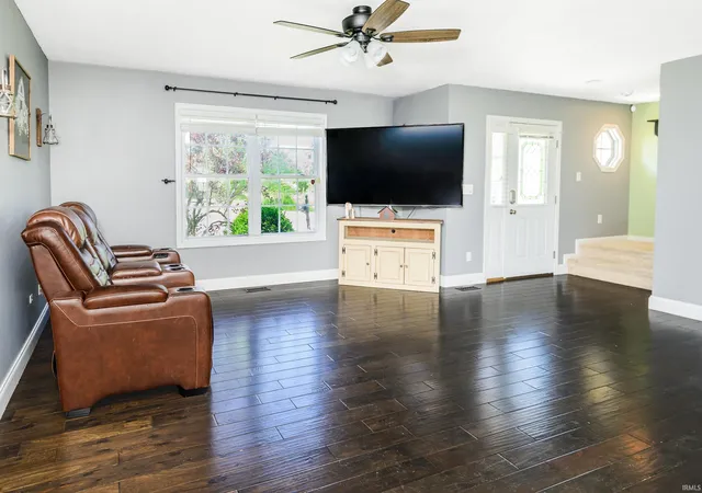 Photo 3 of Manufactured home for sale at 7120 W Drift Ct, Bloomington, IN 47404 | MLS# 202624273 | Listing updated on 2026-09-11