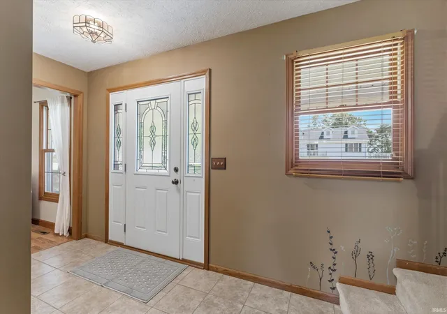 3rd image of 53213 Chelle Ln, Granger, IN 46530 | MLS# 202624312