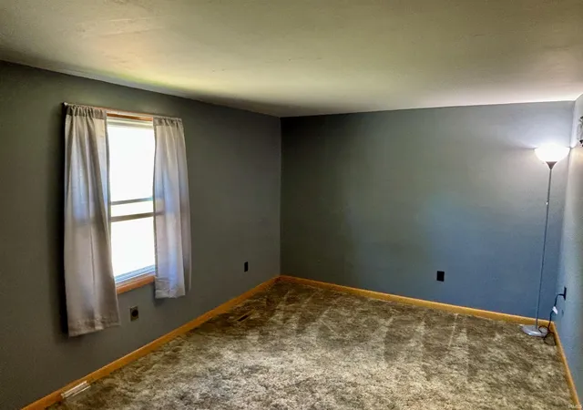 Photo 3 of Sale Pending at 1210 S Mckinley Ave, Princeton, IN 47670 | MLS# 202624331 | Listing updated on 2026-09-23