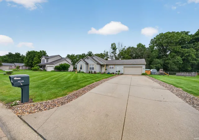 2nd image of 29875 Tealwood Dr, Elkhart, IN 46514 | MLS# 202624338