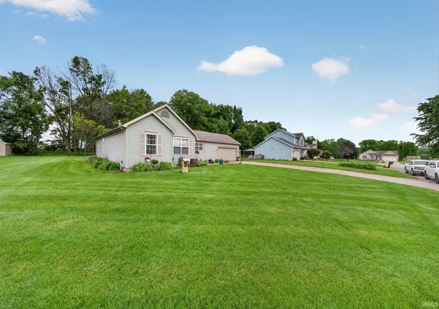 3rd image of 29875 Tealwood Dr, Elkhart, IN 46514 | MLS# 202624338