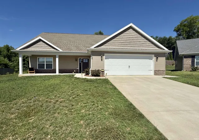 Homes for sale in Newburgh, IN | 5533 Hillside Trl, Newburgh, IN 47630 | MLS# 202624358
