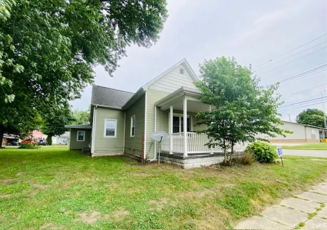 Photo 12 of Sale Pending at 1100 W Walnut St, Washington, IN 47501 | MLS# 202624360 | Listing updated on 2026-09-11