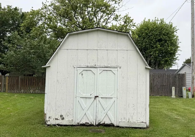 Photo 42 of Manufactured home for sale at 213 N Greenberry St, Sweetser, IN 46987 | MLS# 202624378 | Listing updated on 2026-09-30