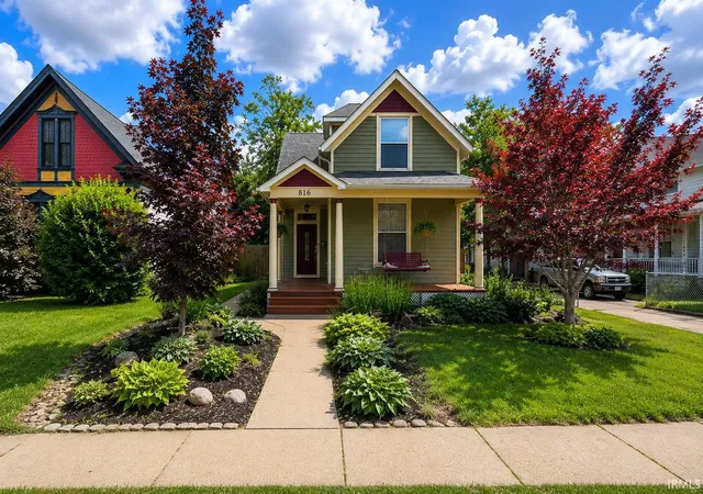 Photo 2 of Sale Pending at 816 W Lasalle Ave, South Bend, IN 46601 | MLS# 202624382 | Listing updated on 2026-07-02