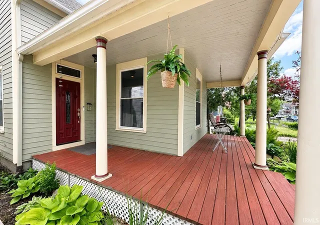 Photo 3 of Sale Pending at 816 W Lasalle Ave, South Bend, IN 46601 | MLS# 202624382 | Listing updated on 2026-07-02