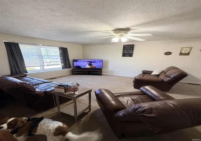 4th image of 979 Highfield Ct, Middlebury, IN 46540 | MLS# 202624396