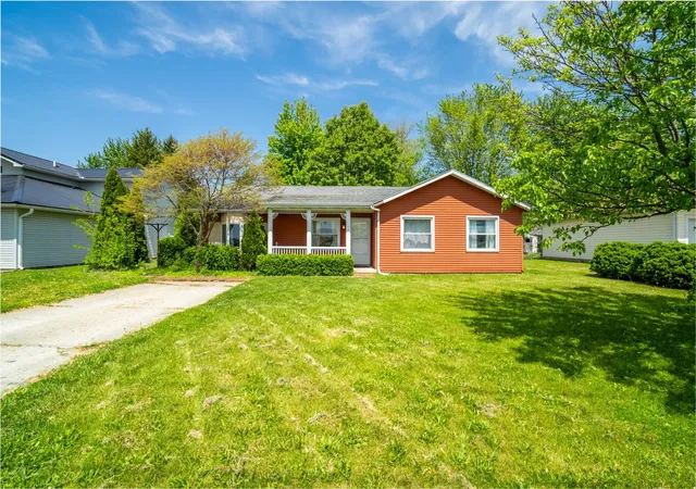 2nd image of 821 S H St, Gas City, IN 46933 | MLS# 202624409