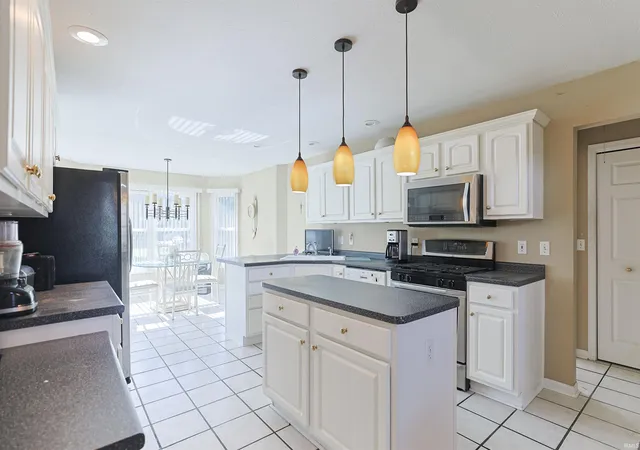 3rd image of 14486 Worthington Dr, Granger, IN 46530 | MLS# 202624411