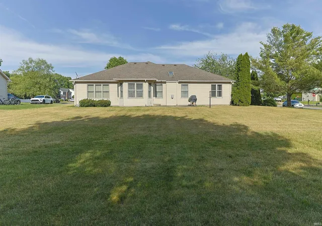 Homes for sale in Granger, IN | 14486 Worthington Dr, Granger, IN 46530 | MLS# 202624411
