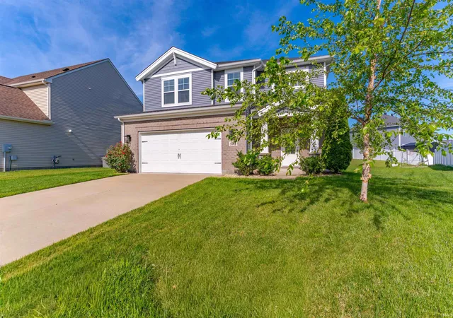 Homes for sale in Newburgh, IN | 5742 Brookstone Dr, Newburgh, IN 47630 | MLS# 202624430