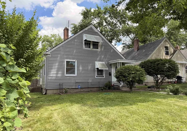 Photo 2 of Sale Pending at 4117 Bowser Ave, Fort Wayne, IN 46806 | MLS# 202624432 | Listing updated on 2026-08-29
