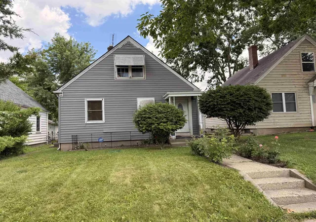 Photo 3 of Sale Pending at 4117 Bowser Ave, Fort Wayne, IN 46806 | MLS# 202624432 | Listing updated on 2026-08-29