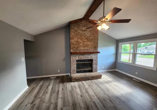 Photo 3 of Sale Pending at 5055 Shenandoah Ave, Newburgh, IN 47630 | MLS# 202624449 | Listing updated on 2026-07-20