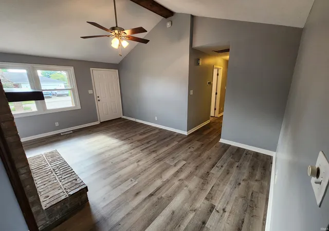 Photo 4 of Sale Pending at 5055 Shenandoah Ave, Newburgh, IN 47630 | MLS# 202624449 | Listing updated on 2026-07-20
