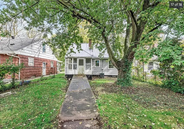 Homes for sale in South Bend, IN | 1721 Obrien St, South Bend, IN 46628 | MLS# 202624459