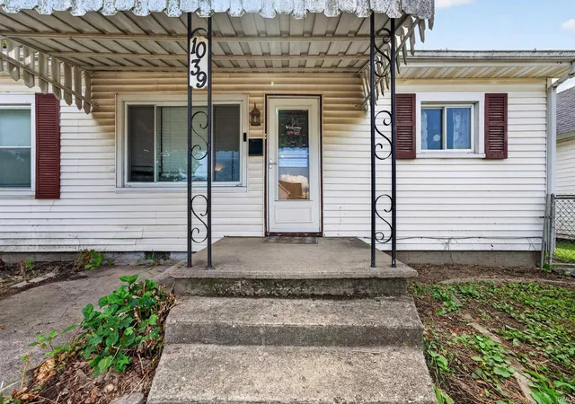 2nd image of 1039 S Purdum St, Kokomo, IN 46902 | MLS# 202624467