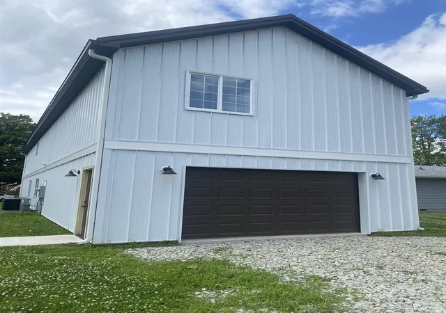 Homes for sale in Rochester, IN | 525 Madison St, Rochester, IN 46975 | MLS# 202624481