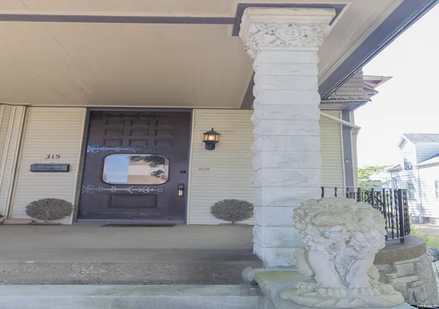 Photo 2 of Manufactured home for sale at 315 Chandler Ave, Evansville, IN 47713 | MLS# 202624486 | Listing updated on 2026-08-24