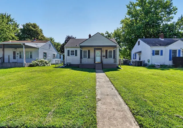 Photo 3 of Sale Pending at 715 Park Ave, Lafayette, IN 47904 | MLS# 202624500 | Listing updated on 2026-07-30