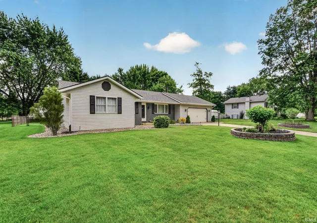 Homes for sale in Granger, IN | 12222 N Timberline Tr, Granger, IN 46530 | MLS# 202624516