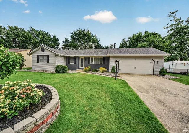 3rd image of 12222 N Timberline Tr, Granger, IN 46530 | MLS# 202624516
