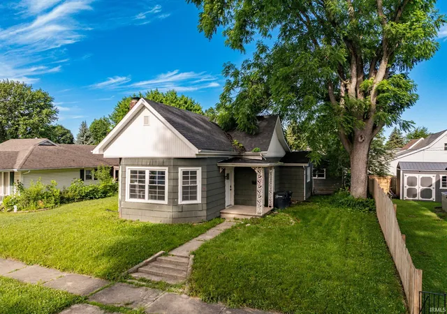 3rd image of 806 S 17Th St, Elwood, IN 46036 | MLS# 202624574