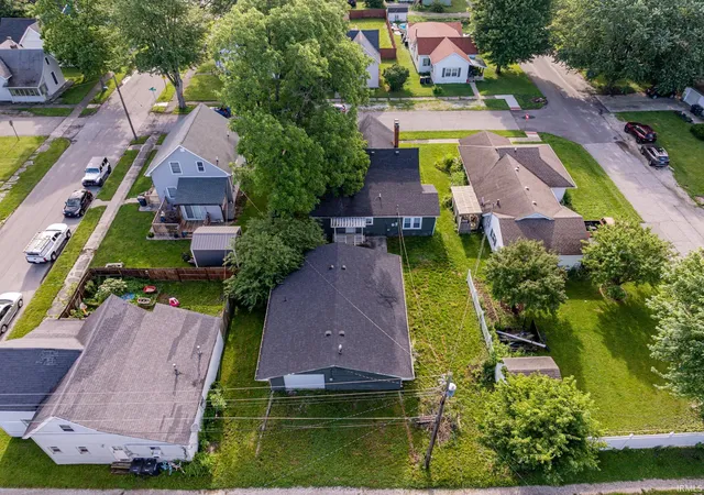 39th image of 806 S 17th St, Elwood, IN 46036 | MLS# 202624574