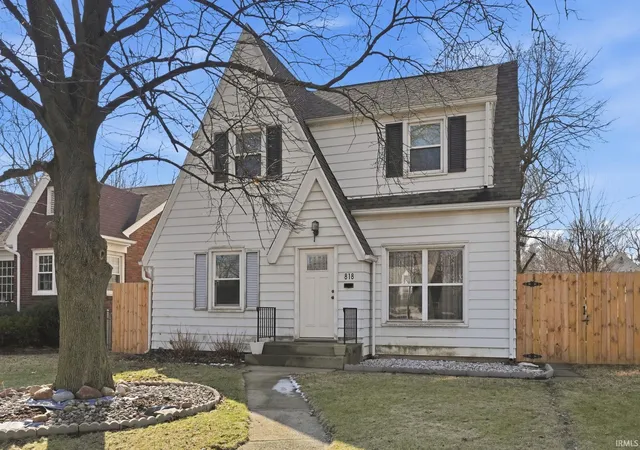 2nd image of 818 E Rudisill Blvd, Fort Wayne, IN 46806 | MLS# 202624592