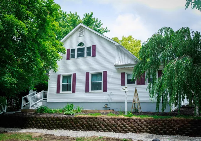 1st image of 1205 S Brady St, Attica, IN 47918 | MLS# 202624594