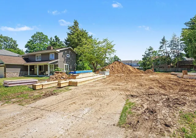 Photo 4 of Land for sale at 2026 Bader Ave, South Bend, IN 46617 | MLS# 202624597 | Listing updated on 2026-06-22