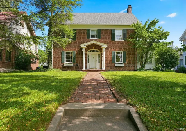Photo 1 of Sale Pending at 1302 W Rudisill Blvd, Fort Wayne, IN 46807 | MLS# 202624598 | Listing updated on 2026-07-09