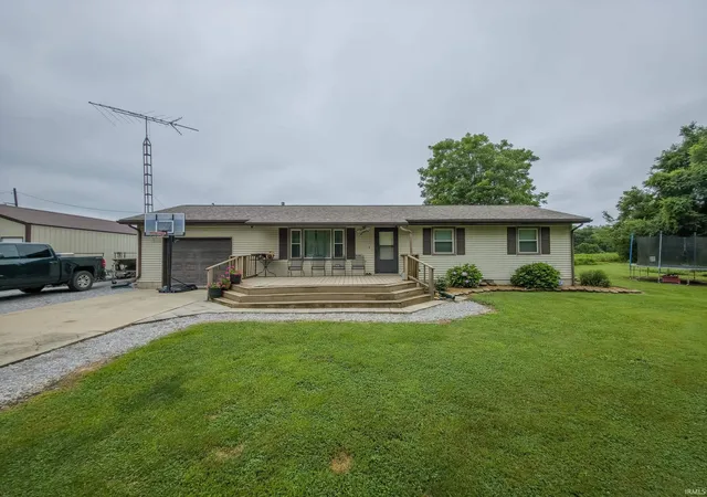 1st image of 11288 E 1020 Ln, Mount Carmel, IL 62863 | MLS# 202624618