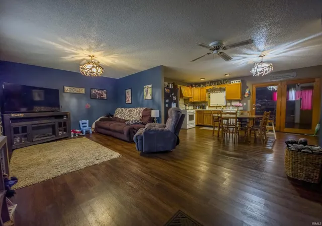 2nd image of 11288 E 1020 Ln, Mount Carmel, IL 62863 | MLS# 202624618