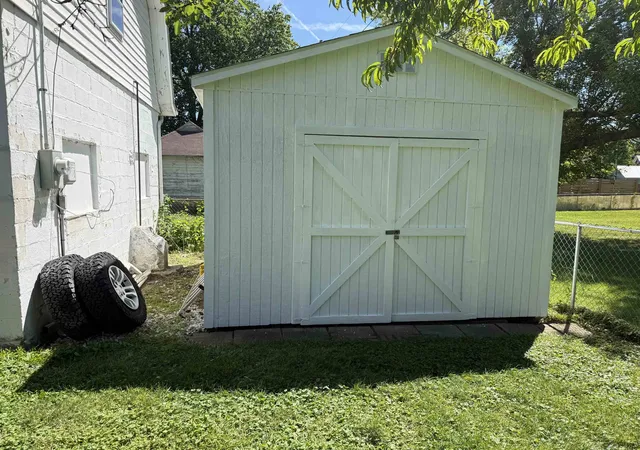 28th image of 942 Bell Ave, New Haven, IN 46774 | MLS# 202624624