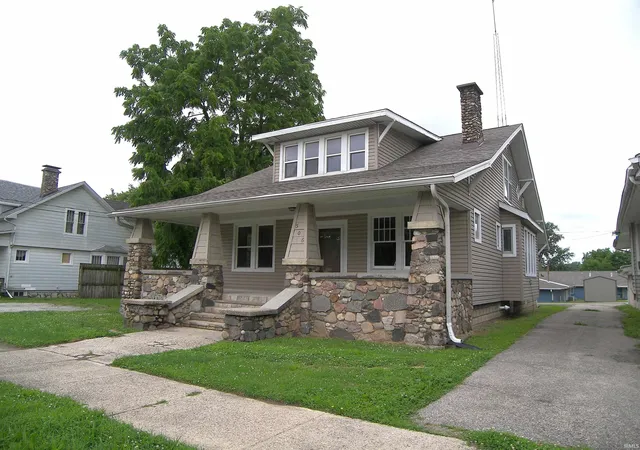 Homes for sale in Warsaw, IN | 506 S Detroit St, Warsaw, IN 46580 | MLS# 202624637