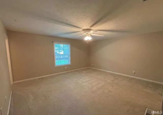 Photo 3 of Manufactured home for sale at 520 Riecken Dr, Evansville, IN 47711 | MLS# 202624672 | Listing updated on 2026-07-24