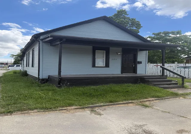 1st image of 2250 Chestnut St, Fort Wayne, IN 46803 | MLS# 202624685